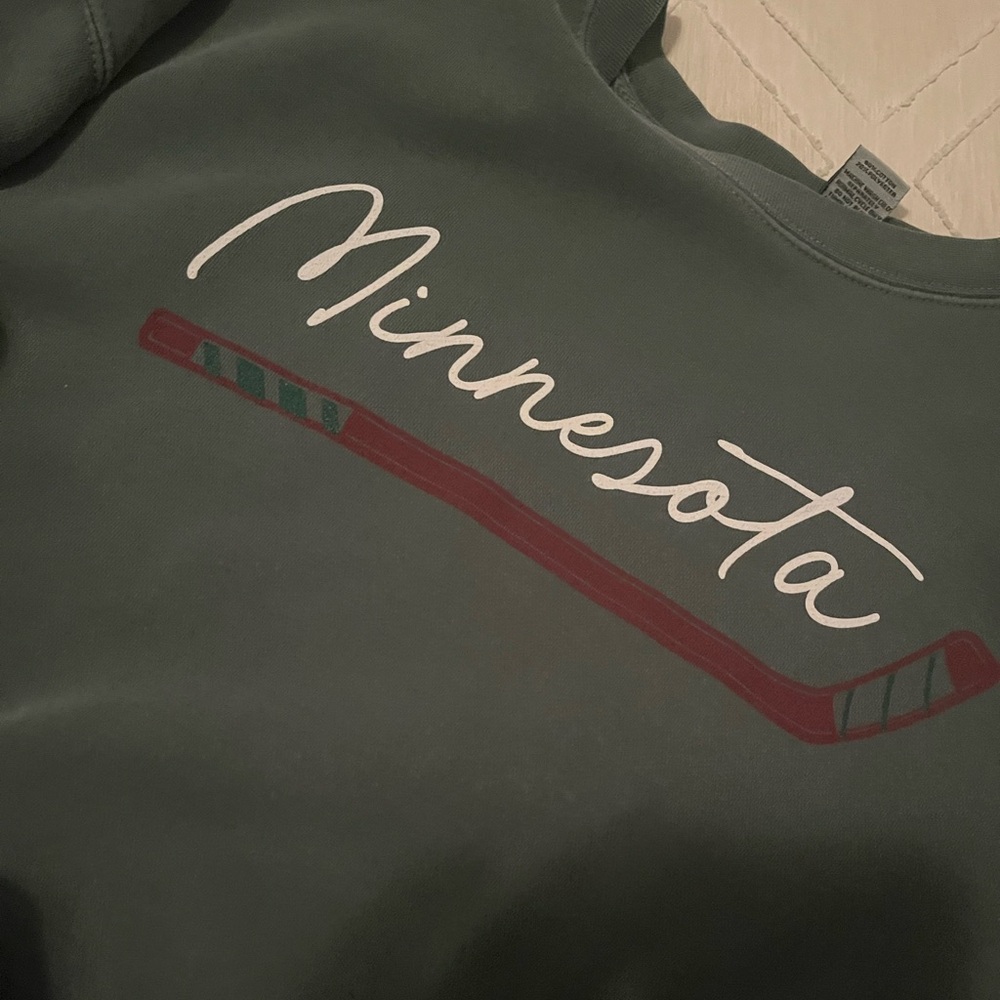 MNfan girl Minnesota Wild Crewneck